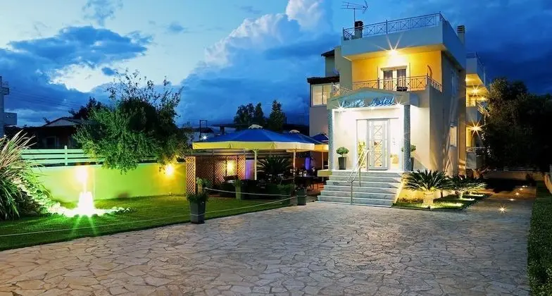 Peri's Hotel