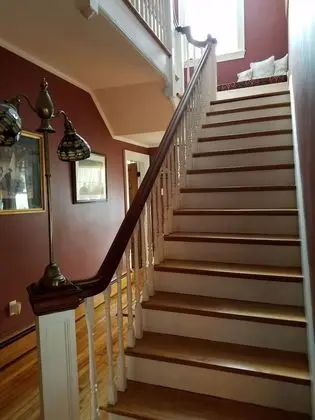 The Perkins House - Lobi