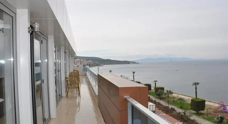 Perla Otel Dikili - Havuz
