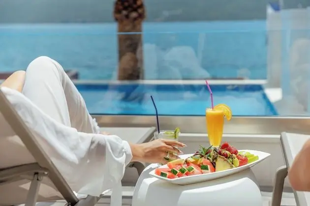 Hotel Perla - Havuz