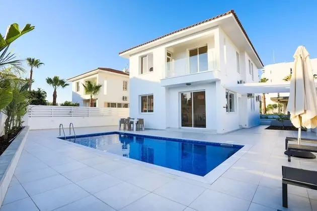 Pernera Family Villas