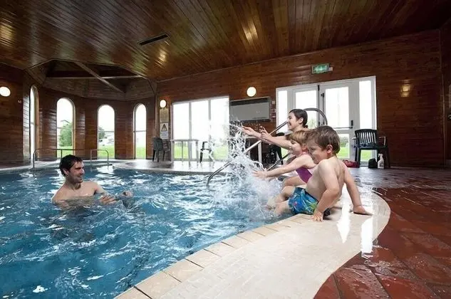 Perran View Holiday Park - Havuz