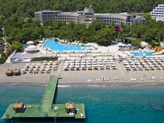 Perre La Mer Resort & Spa