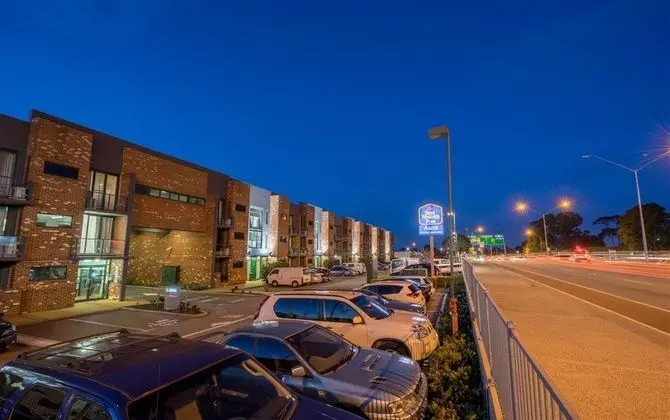 Perth Ascot Central Apartment Hotel