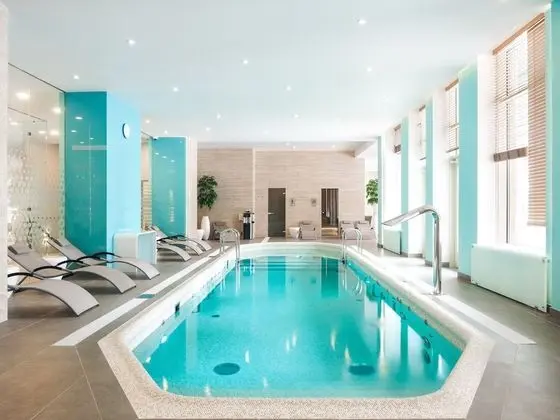 Pervaya Liniya. Health Care Resort. - Havuz