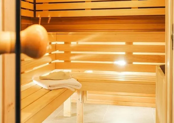 Pervaya Liniya. Health Care Resort. - Spa