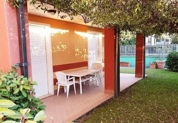 Peschiera 200m From Lake With Pool