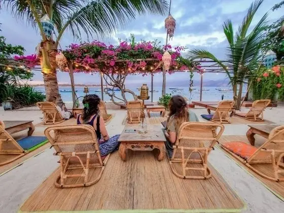 Pesona Beach Resort & Spa - Dış Mekan