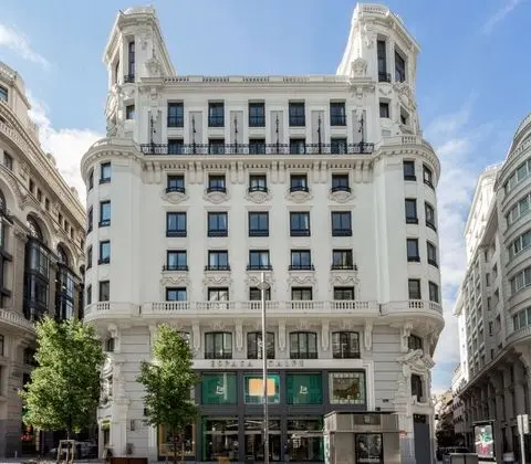 Pestana CR7 Gran Vía Madrid - Dış Mekan