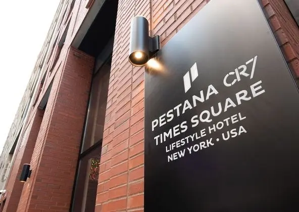 Pestana CR7 Times Square - Dış Mekan