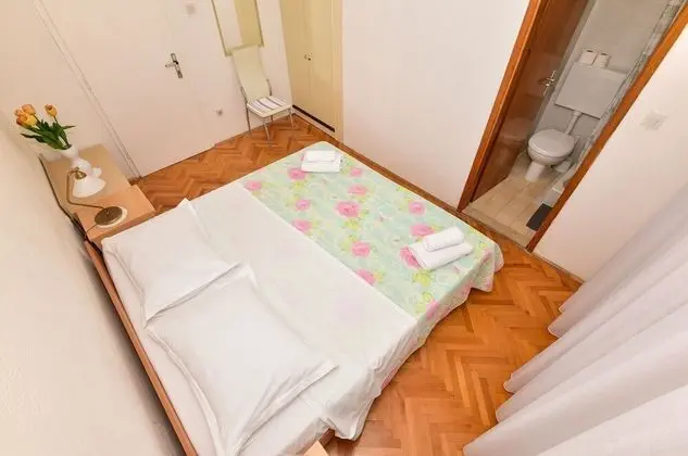Pet - 300 m From Beach - A1 - Oda