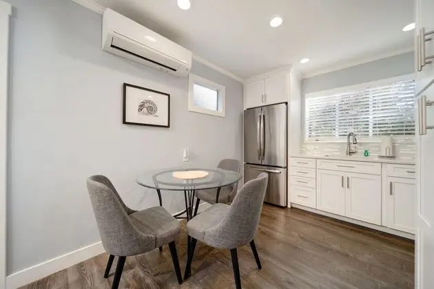 Pet Friendly Condos - Oda Düzeni