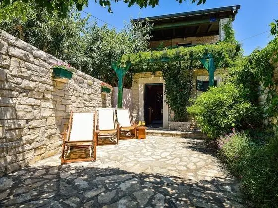 Pet-friendly Holiday Home in Sukošan with Hot Tub