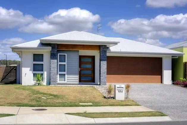 Pet Friendly, new House Peregian Breeze Drive, Peregian Beach