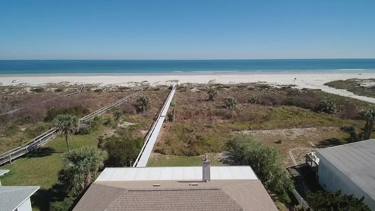 Pet Friendly, Oceanfront, 3 Bed, 2 Bath - Ocean Paradise - Plaj