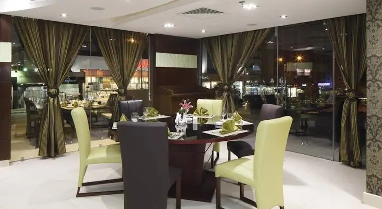 Petal Hotel - Yeme / İçme
