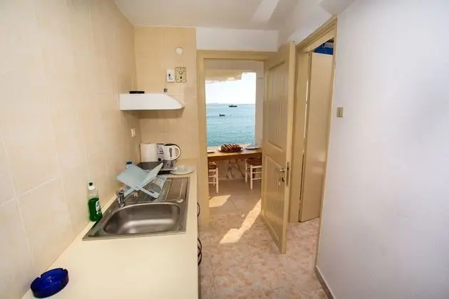 Petalides Apartments - Mutfak