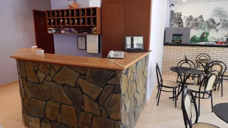 Petania Hotel & Apartments - Lobi