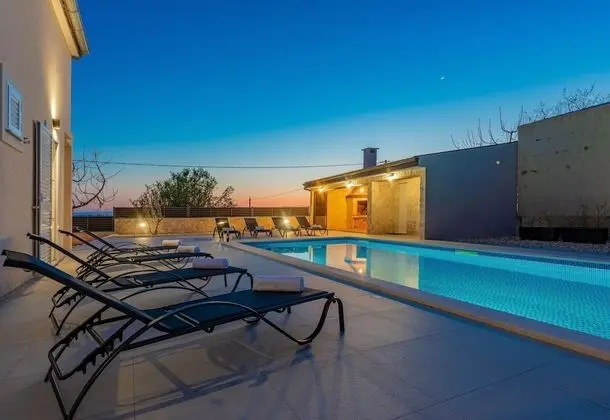 Villa Petar 8 PAX Rural Area Private Pool Mountain View Playground for Kids