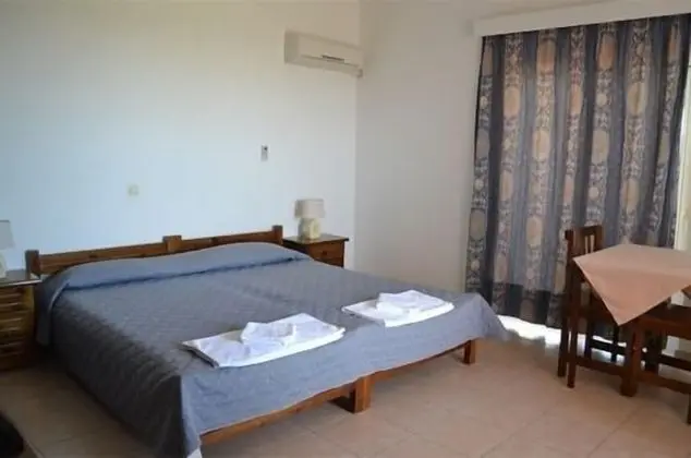 Petasos Apartments - Oda