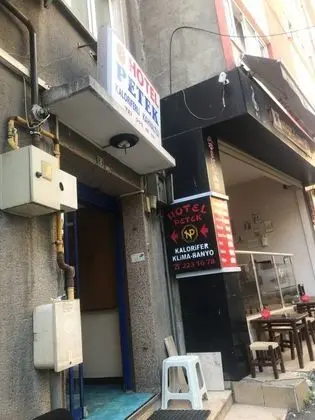 Petek Hotel