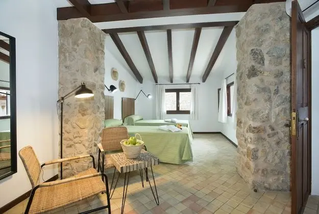 Petit Caimari - Turismo de Interior - Oda