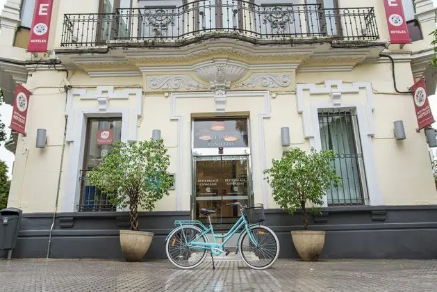 Petit Palace Canalejas