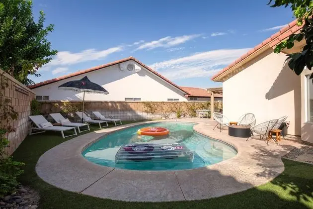 Petit Sahara by Avantstay Modern Home in Indio w/ Pool and Entertainers Patio - Havuz