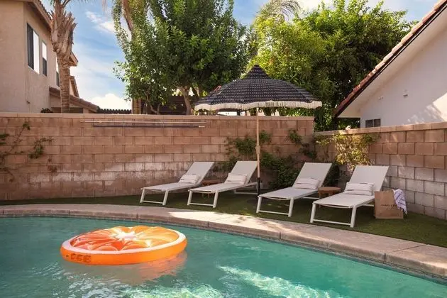 Petit Sahara by Avantstay Modern Home in Indio w/ Pool and Entertainers Patio - İç Mekan