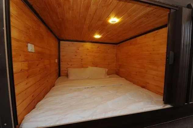 Petra Capsule Hostel - Oda