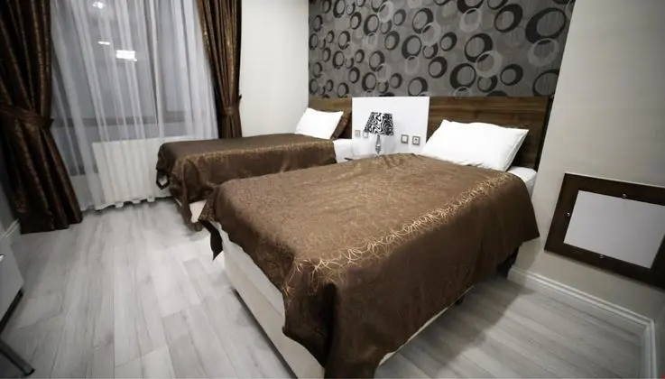 Petrol & İş Misafirhane - Oda