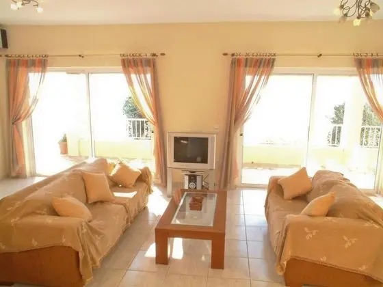 Villa Petros Large Private Pool Walk to Beach Sea Views A C Wifi Car Not Required - 180 - İç Mekan