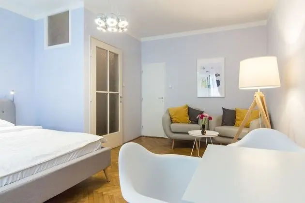 Petrska Flat - Oda