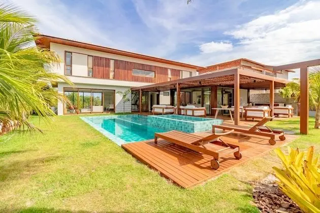 PF29 - Casa Alto Padrão 5 Suítes