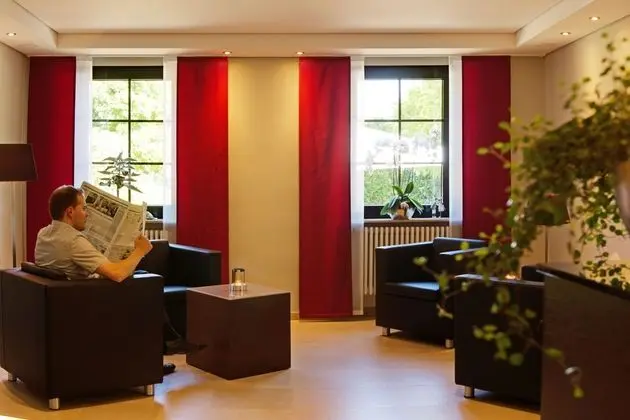 Hotel Pfälzer Wald - Lobi