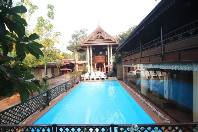 Pha Thai Guest House