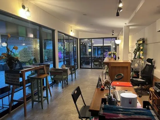 Pha Thai Guest House - Lobi
