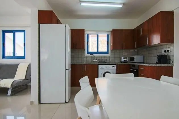 Phaedrus Living Villa Agios Therissos - Mutfak