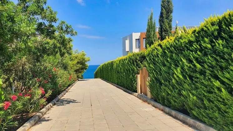 Phaedrus Living: Amorosa 13 Beachside Villa - Plaj