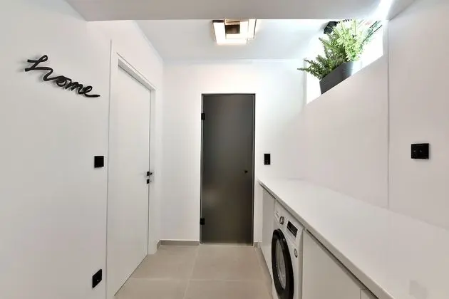 Phaedrus Living: City Center Luxury Flat Skoufa - İç Mekan