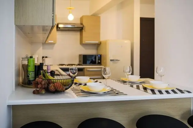 Phaedrus Living: City Luxury Flat Anemone 103 - Yerinde Yemek