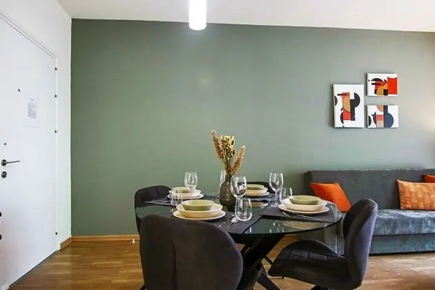 Phaedrus Living: City View Luxury Iras Flat 102 - İç Mekan