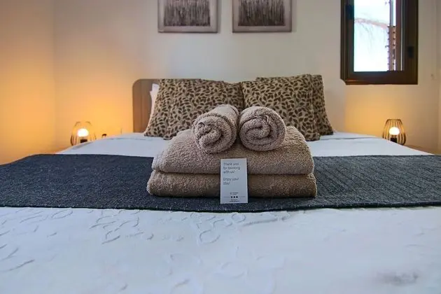 Phaedrus Living: CityView Luxury Flat Georgos 203
