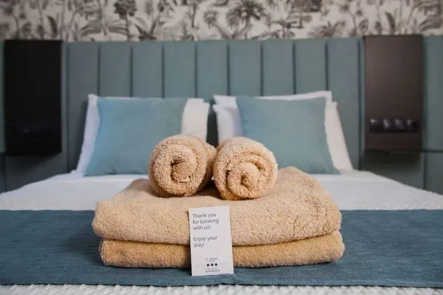 Phaedrus Living Exec Kriel Suites 101