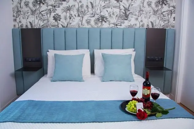 Phaedrus Living Exec Kriel Suites 201