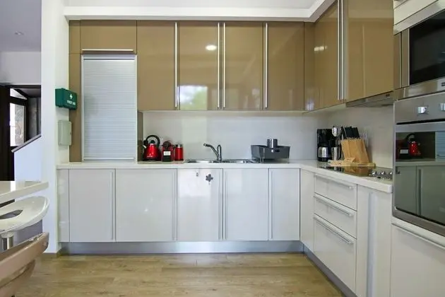 Phaedrus Living Forest Villa Chantara - Mutfak