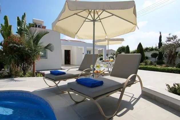 Phaedrus Living: Luxury Villa Ellison - Dış Mekan