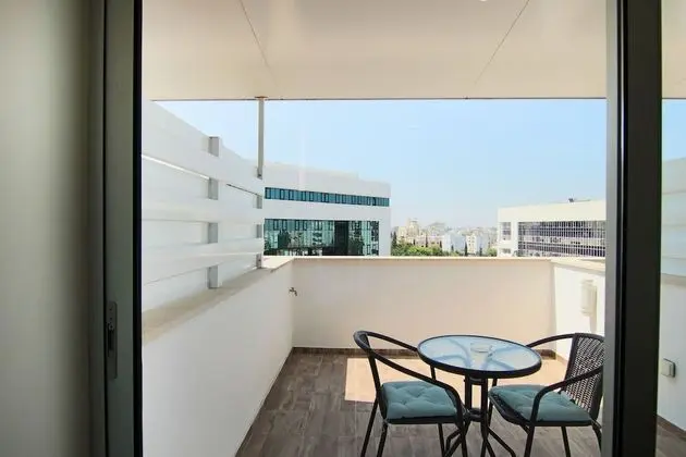 Phaedrus Living Luxury Suite Nicosia 505 - Oda Düzeni