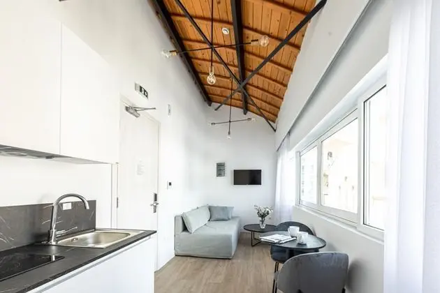 Phaedrus Living Modern Kriel Suites 301 - Lobi