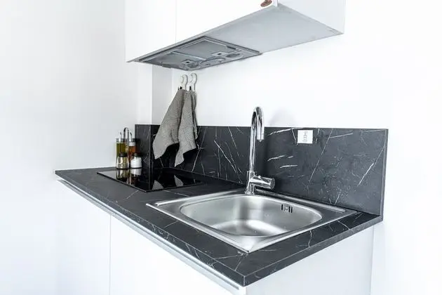 Phaedrus Living Modern Kriel Suites 301 - Mutfak